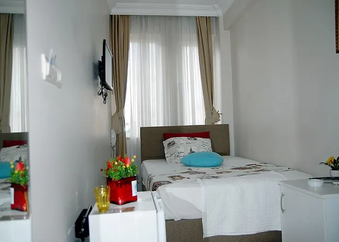 Kadikoy Port Hotell 3*