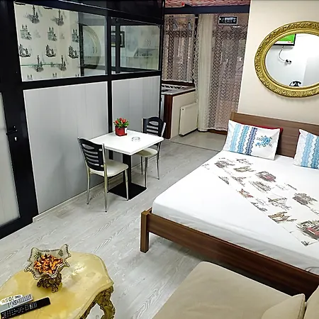 Kadikoy Port 3*