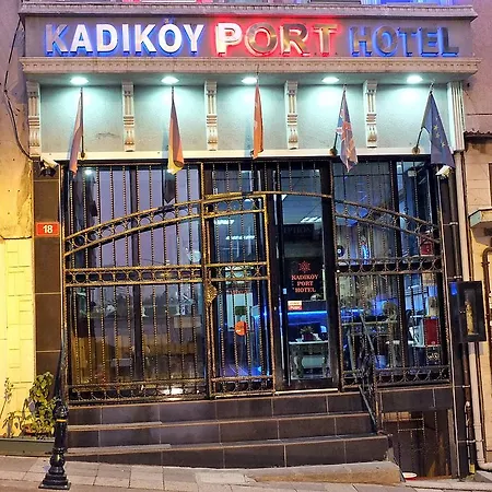 Kadikoy Port Szálloda