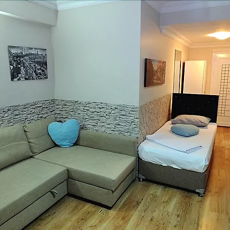 Hotel Kadikoy Port 3*