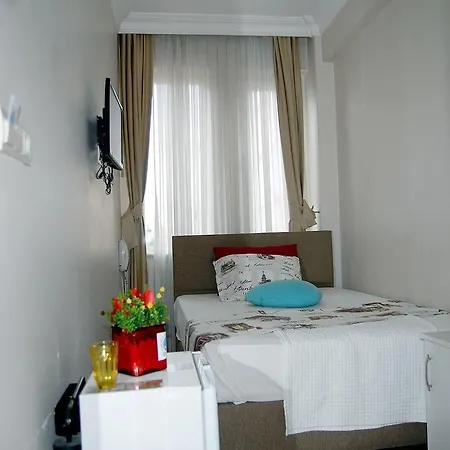 Kadikoy Port Hotel 3*